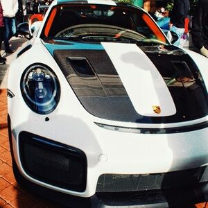 Meet your Posher, Christian